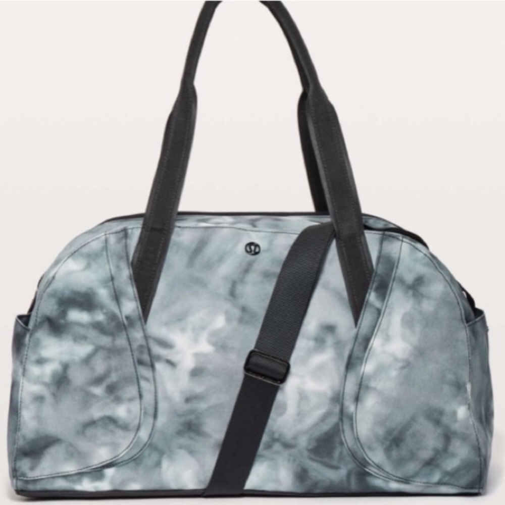 Lululemon Out Of Range Duffle 33L